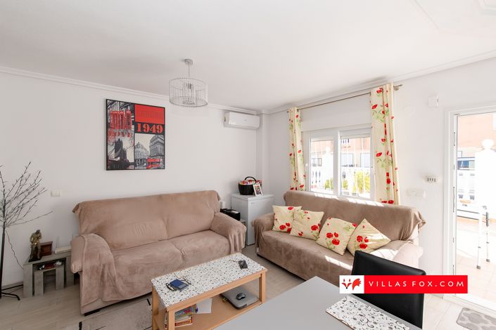 Image No.8-2 Bed Townhouse for sale