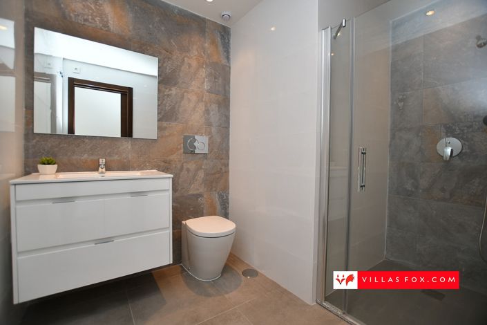 Image No.20-2 Bed Apartment for sale