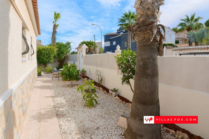 Image No.35-3 Bed Villa for sale