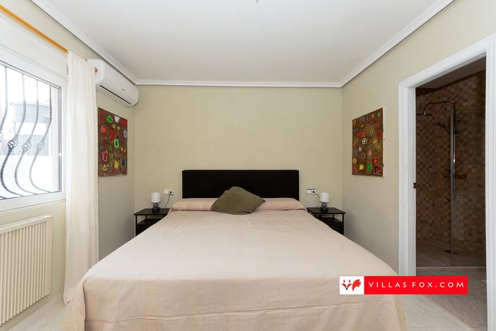 Image No.8-3 Bed Villa for sale