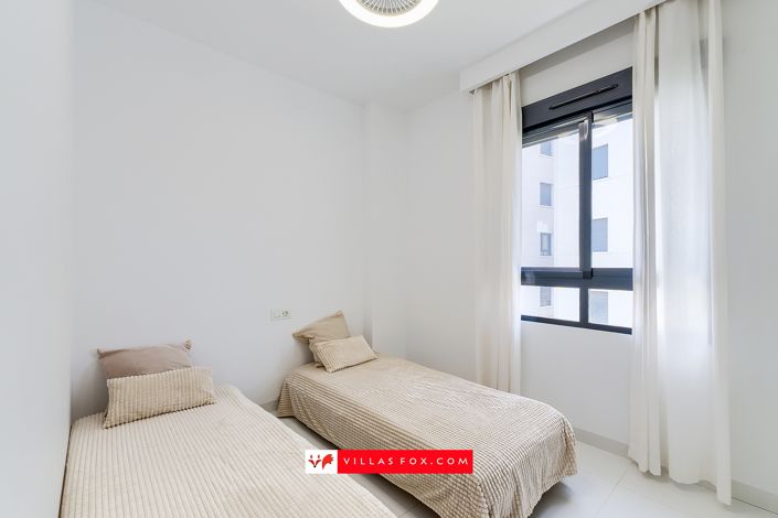 Image No.20-2 Bed Apartment for sale