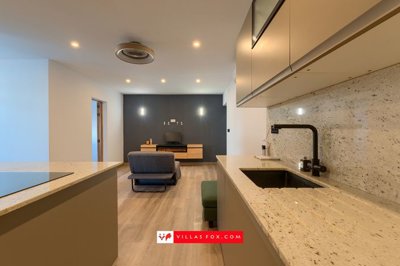 1602modernisedtownhouseforsalesanmigueldesali
