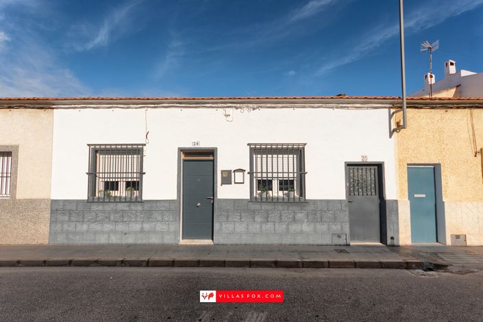 Image No.3-Maison de ville de 4 chambres à vendre à San Miguel de Salinas