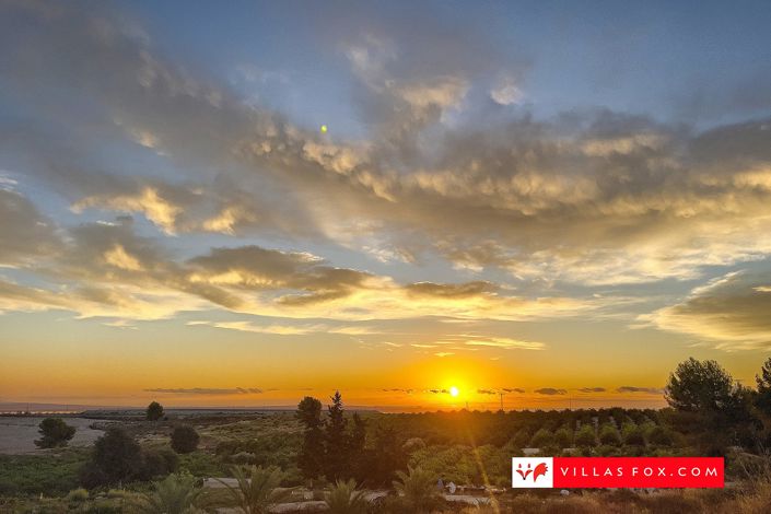 Image No.37-2 Bed Apartment for sale