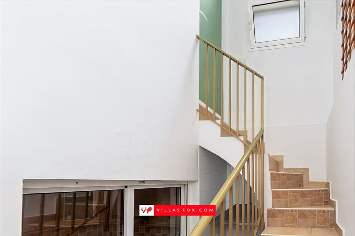 Image No.26-3 Bed Townhouse for sale