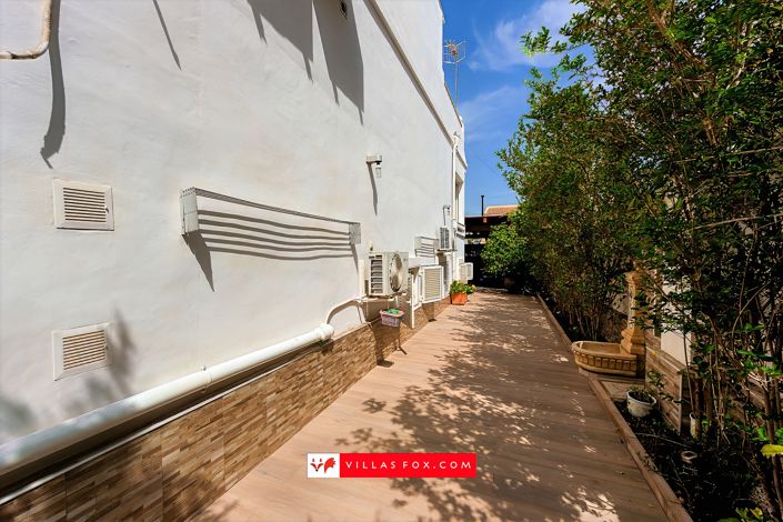 Image No.51-3 Bed Townhouse for sale