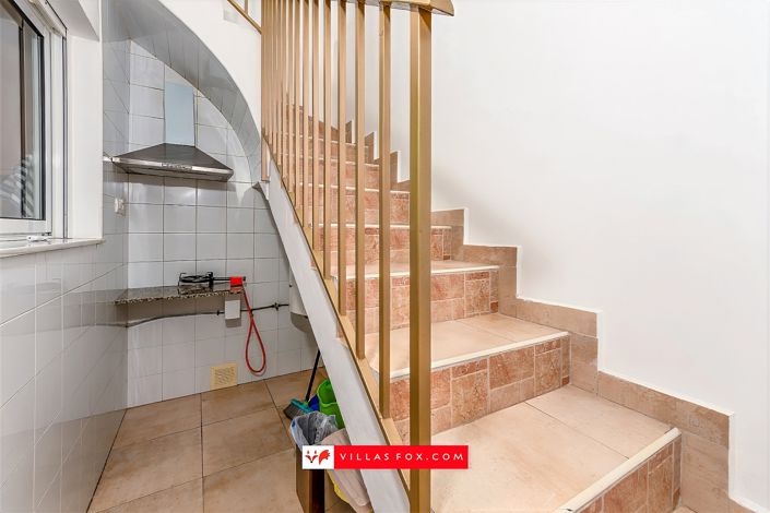 Image No.8-3 Bed Townhouse for sale