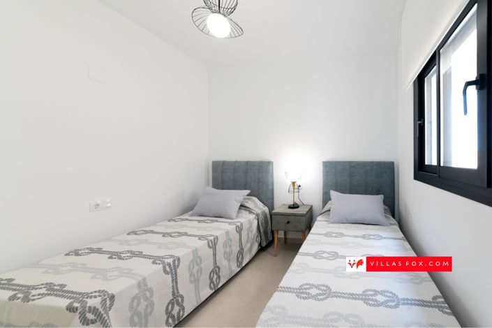 Image No.13-3 Bed Apartment for sale