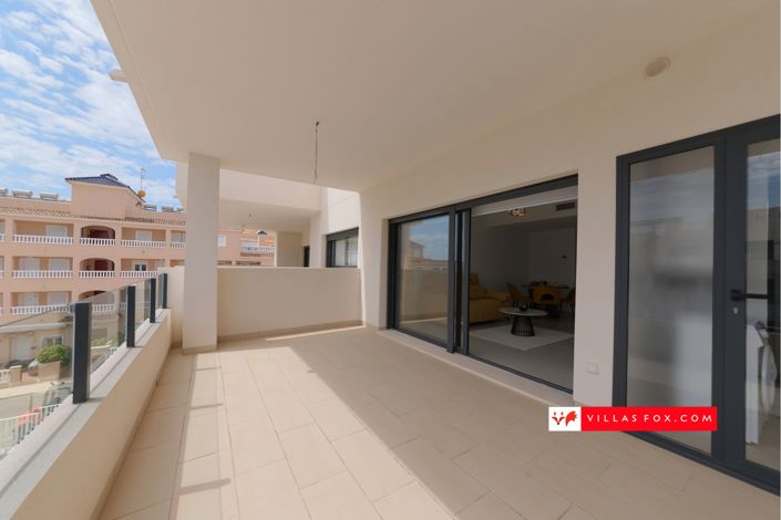 Image No.9-3 Bed Apartment for sale