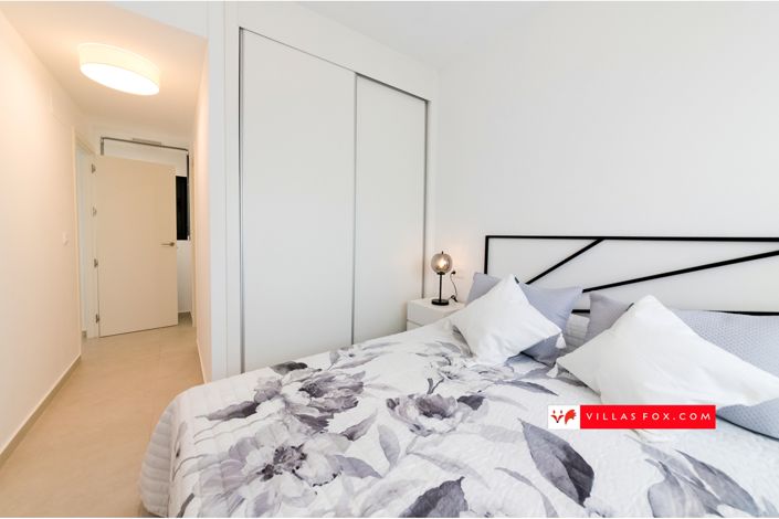 Image No.18-3 Bed Apartment for sale