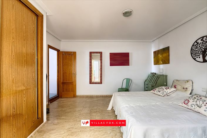 Image No.24-2 Bed Apartment for sale