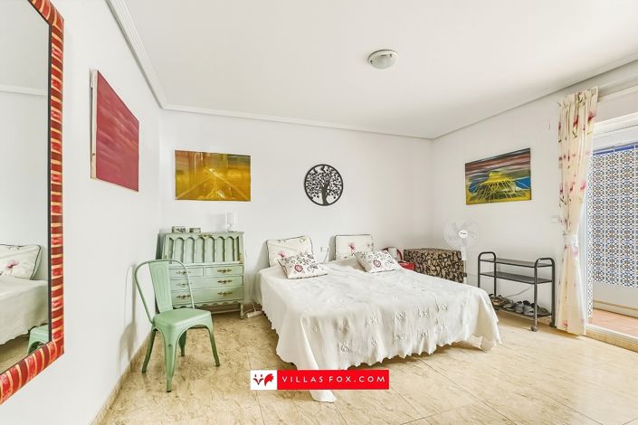 Image No.28-2 Bed Apartment for sale