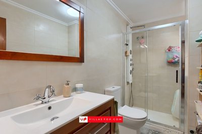 1645sanmigueldesalinaschurchsquareapartmentfo