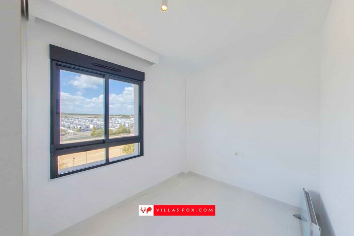 Image No.20-2 Bed Apartment for sale