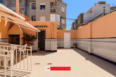1657sanmigueldesalinastraditionaltownhousefor