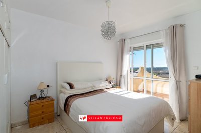 16641790616143townhousewithlargegardenforsale