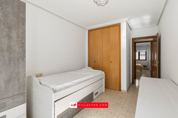 Image No.20-3 Bed Apartment for sale