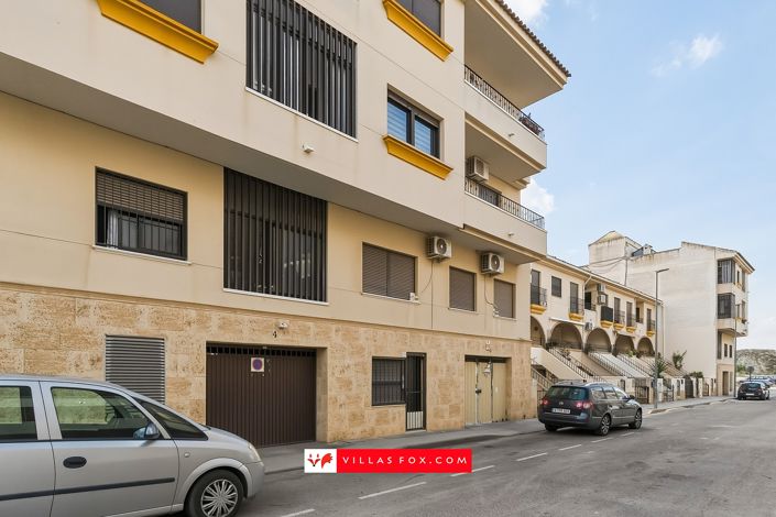 Image No.12-3 Bed Apartment for sale