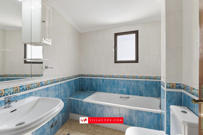 Image No.11-3 Bed Apartment for sale