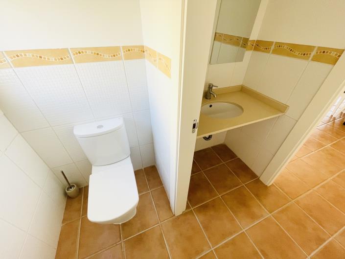 Image No.10-2 Bed Apartment for sale