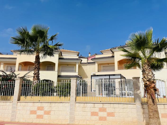 Image No.32-2 Bed Apartment for sale