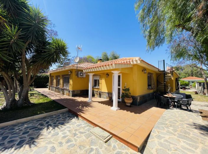 Image No.3-3 Bed Country House for sale