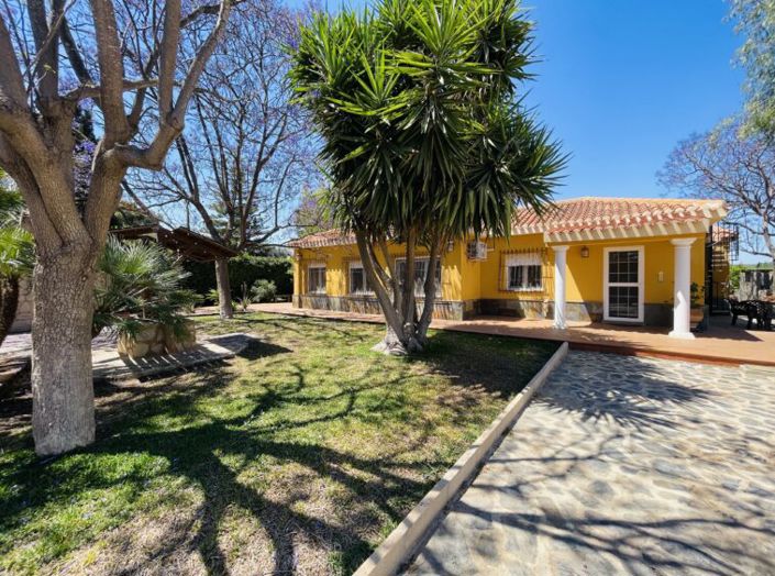 Image No.7-3 Bed Country House for sale