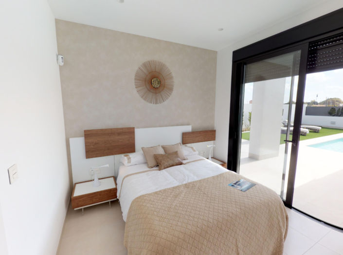 Image No.9-3 Bed Villa for sale