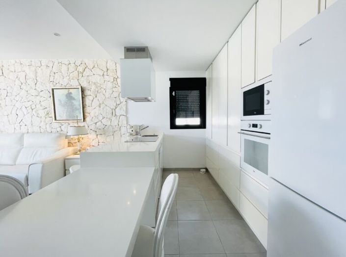 Image No.13-3 Bed Villa for sale