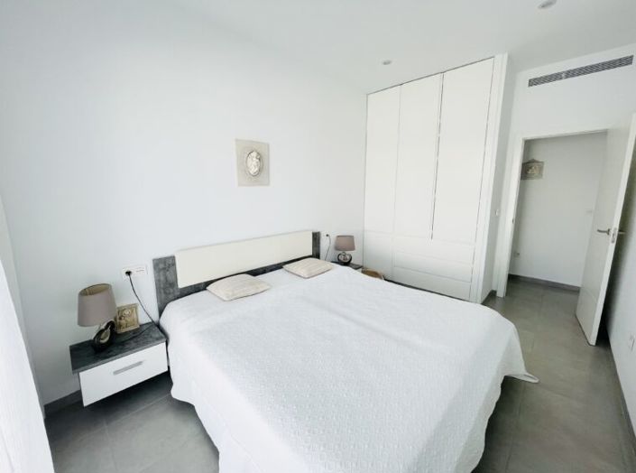 Image No.19-3 Bed Villa for sale