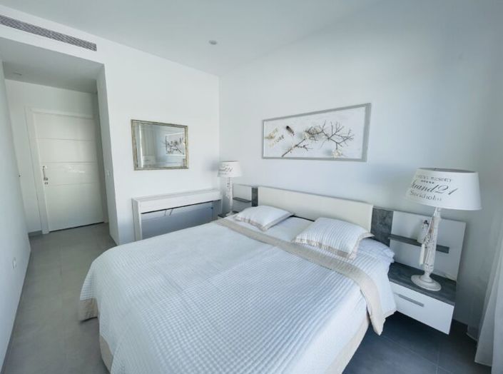 Image No.28-3 Bed Villa for sale