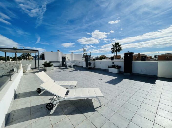 Image No.38-3 Bed Villa for sale