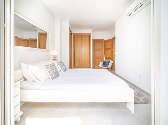 Image No.21-1 Bed Apartment for sale