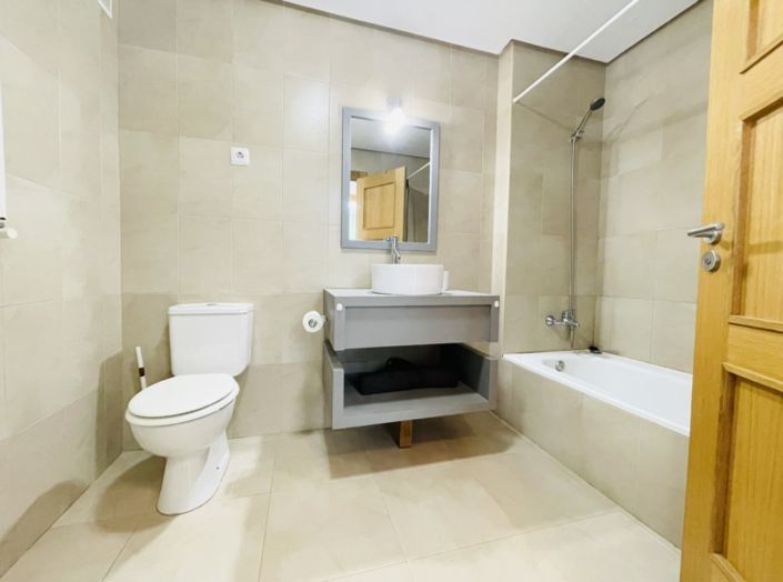 Image No.12-2 Bed Apartment for sale