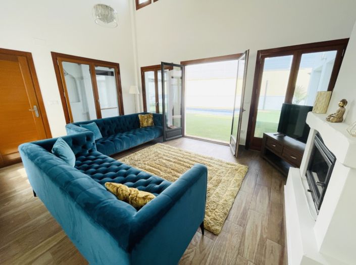 Image No.7-3 Bed Villa for sale