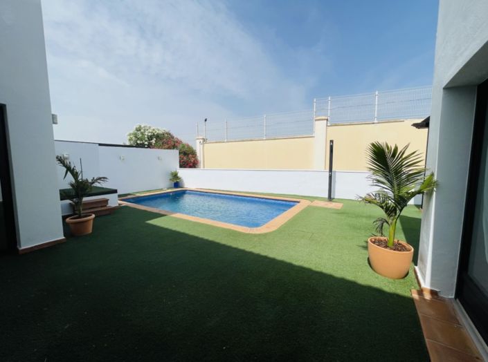 Image No.11-3 Bed Villa for sale