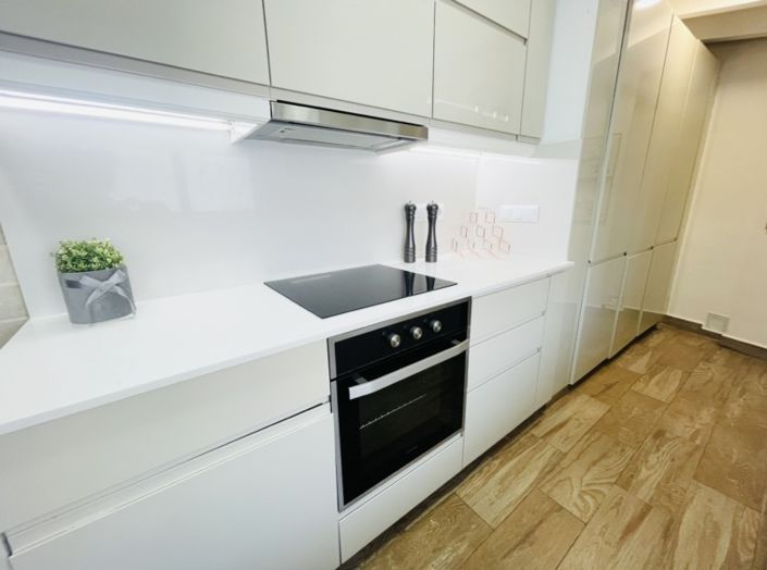 Image No.17-3 Bed Villa for sale