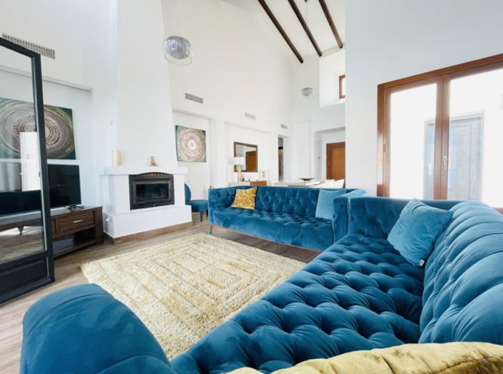 Image No.3-3 Bed Villa for sale