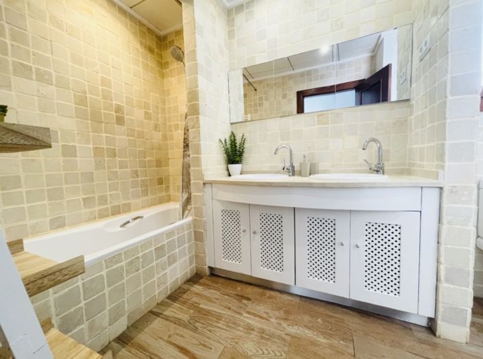 Image No.25-3 Bed Villa for sale