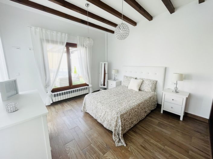 Image No.26-3 Bed Villa for sale