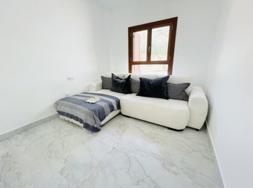 img0200-758x564