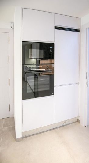 Image No.19-3 Bed Apartment for sale