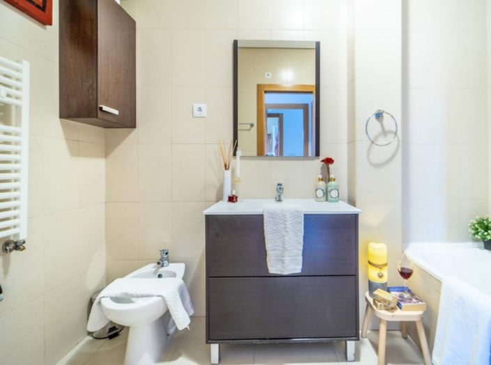 Image No.25-2 Bed Villa for sale