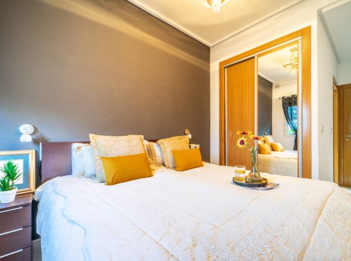 Image No.27-2 Bed Villa for sale