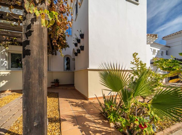 Image No.3-2 Bed Villa for sale