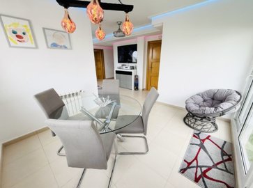 img0769-758x564