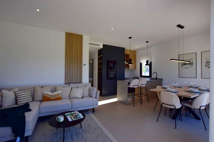 Image No.19-3 Bed Villa for sale