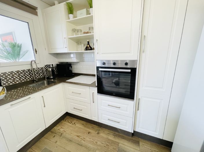 Image No.19-3 Bed Apartment for sale