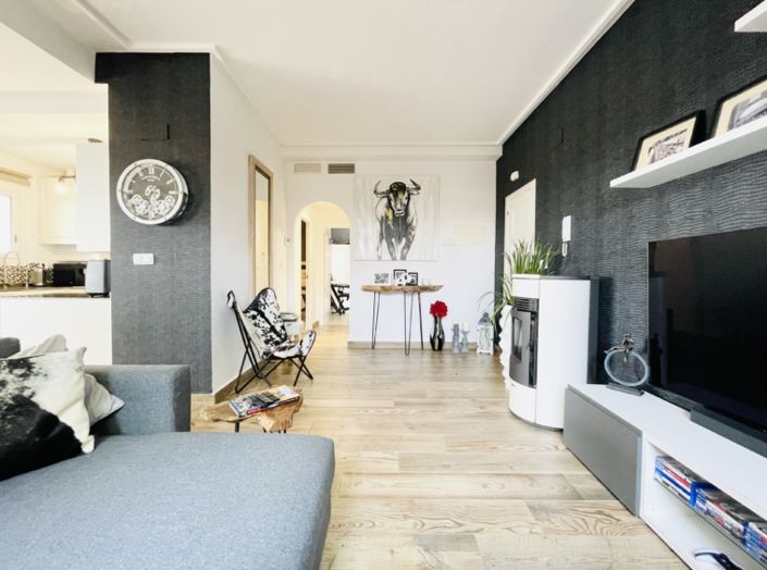 Image No.23-3 Bed Apartment for sale