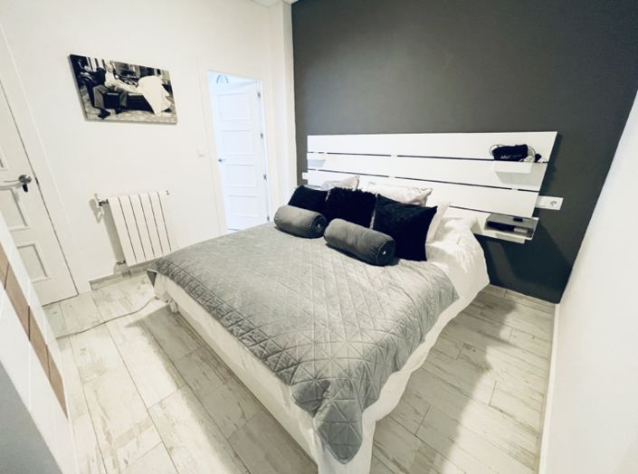 Image No.25-3 Bed Apartment for sale